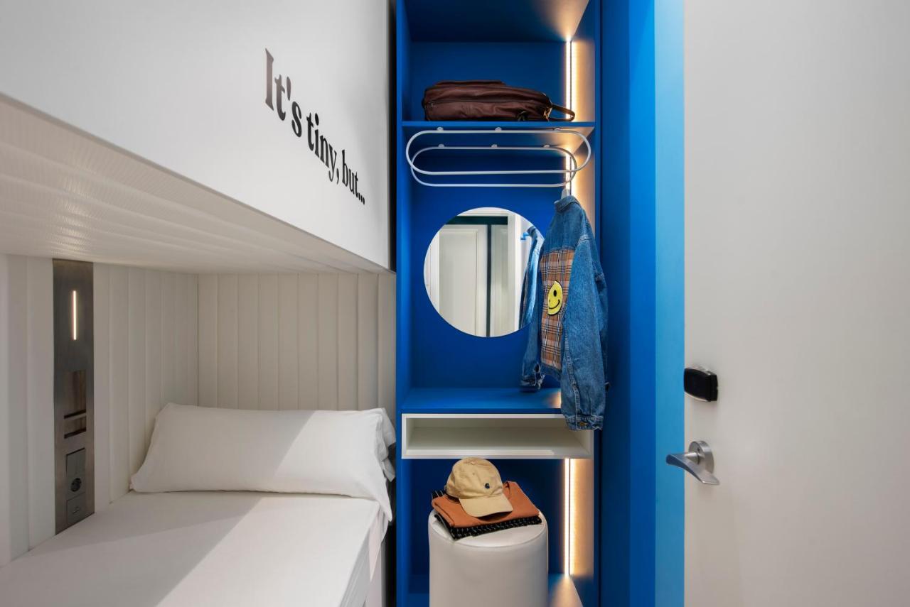Coeo Pod Hostel Beatas Malaga Exterior photo