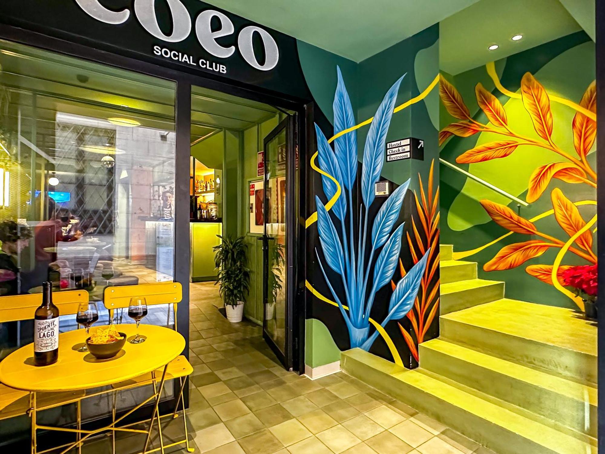 Coeo Pod Hostel Beatas Malaga Exterior photo
